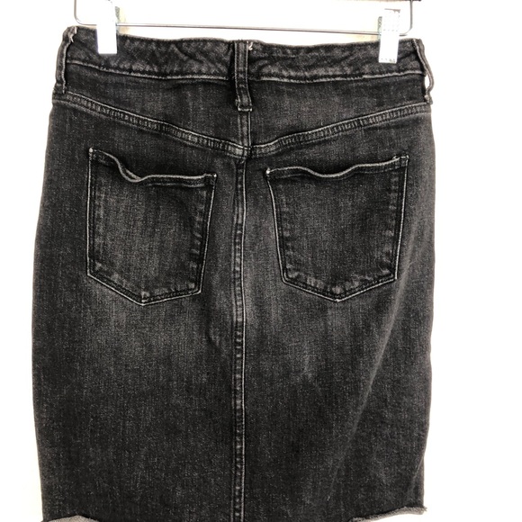Universal Thread Black Distressed Denim Skirt 4/27 - Picture 6 of 8